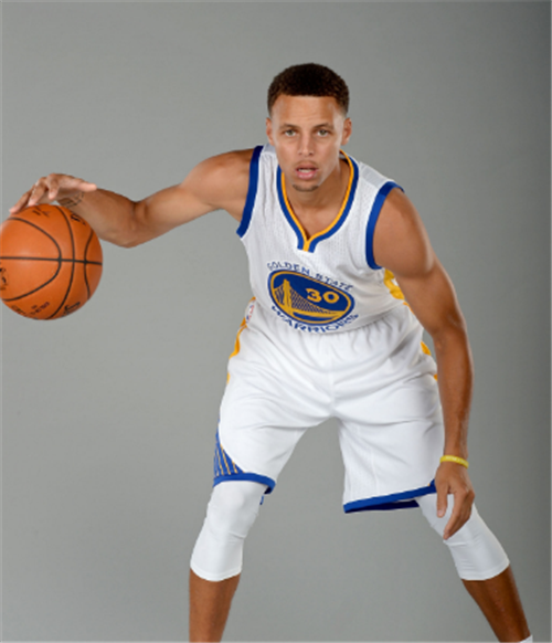 意大利杯不敌拉齐奥，米兰各项赛事13场不败被终结（意杯负于拉齐奥，米兰各项赛事13场不败告终）