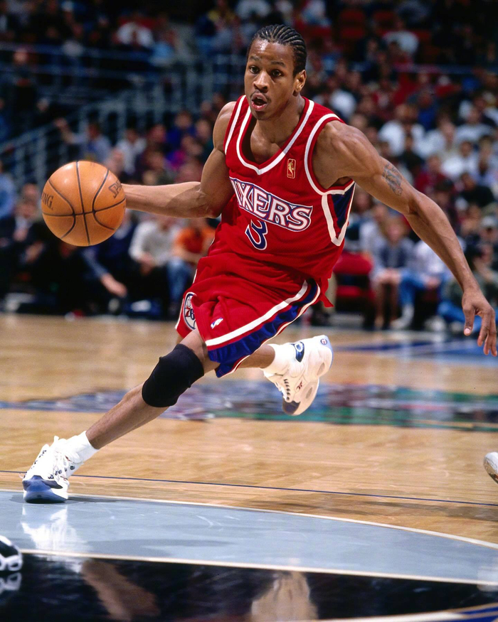 湖人队这赛季打关键球挺稳啊！（湖人本季关键时刻表现稳健）