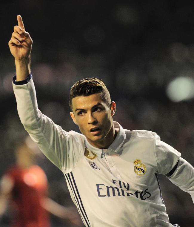 可圈可点！弗拉格13分7篮板11助攻，生涯助攻首次上双（表现亮眼！弗拉格13分7篮板11助攻，职业生涯首次送出两位数助攻）