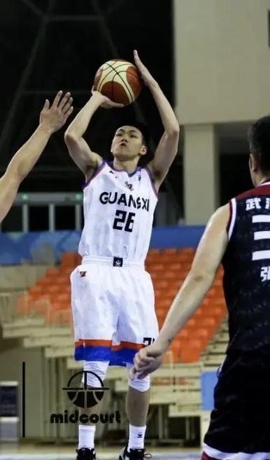 懂球帝12周年120大瞬间1／4决赛：德拜梅磊包揽，谁将杀出半区？（懂球帝12周年120大瞬间八强战：德拜、梅、磊领跑，谁能突围半区？）