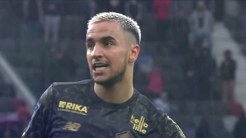 世俱杯冠军双线崩盘？从6场不败到4场不胜！欧冠掉出前10+英超跌第5（世俱杯霸主陷入双线低迷：6场不败变4场不胜，欧冠跌出前十、英超滑至第5）