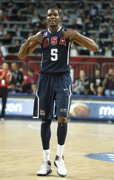 斯基拉：尤文派球探观看西班牙U21比赛，考察罗德里戈-门多萨（斯基拉称：尤文派出球探现场观看西班牙U21，重点考察罗德里戈-门多萨）