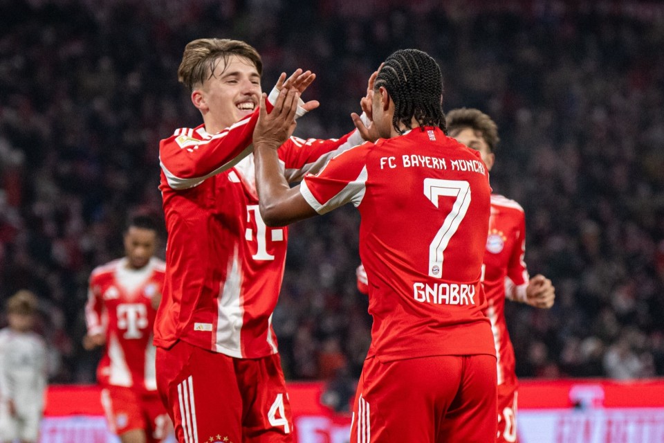 客战梅州建功，英博18岁小将杨铭锐斩获职业生涯首球（客场对阵梅州，18岁小将杨铭锐为英博攻入职业处子球）