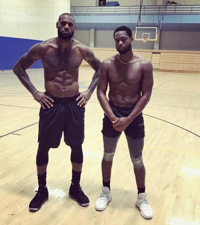 着眼未来，每体：巴萨正在关注阿根廷U17小将托马斯-马尔蒂斯（瞄准未来，《每体》称巴萨正在追踪阿根廷U17新星托马斯-马尔蒂斯）