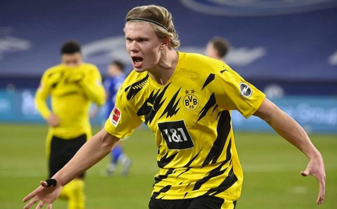 亚冠二级战报：布伦纳帽子戏法，南定绿钢9-0狂胜东方（亚冠二级速报：布伦纳上演帽子戏法，南定绿钢9比0横扫东方）